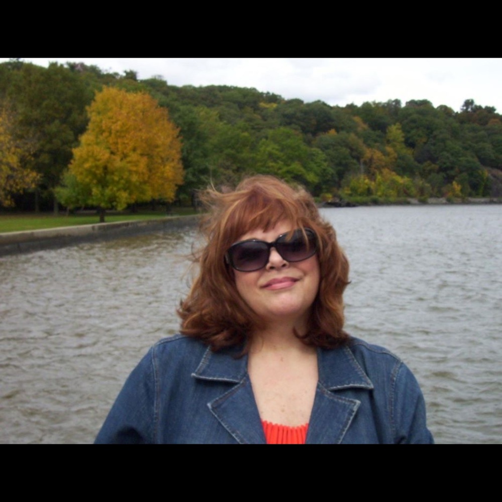 Meet your Posher, Toni